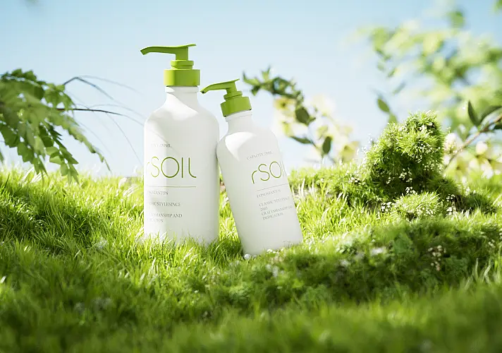 模漾网-Octane工程-绿植户外阳光苔藓草坪-洗发水场景